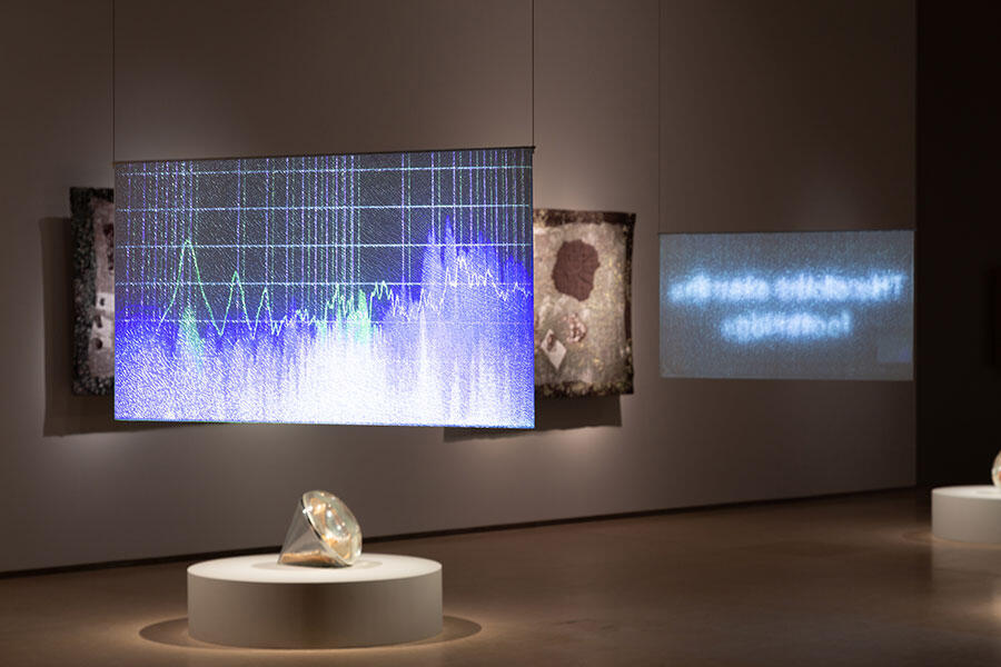 joana-hadjithomas-khalil-joreige-but-my-head-is-still-singing-2022